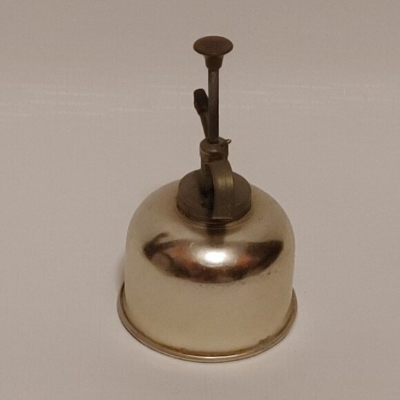 Vintage Brass Thumb Pump Oil Can Sprayer Maker 555 No 111 Made in Taiwan - Picture 3 of 7